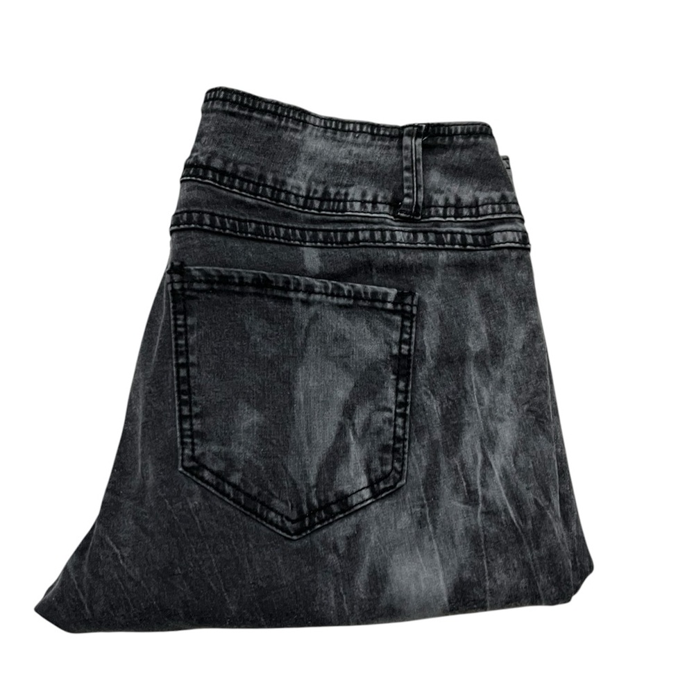 ((ITEM SOLD)) ‼️‼️ Black/Gray Marble Denim Jeans